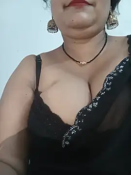 Nyra-23 live cam on StripChat