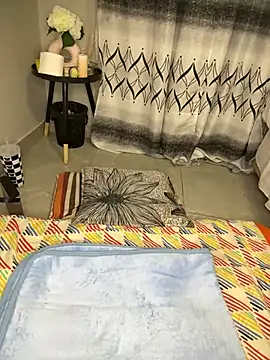 Nicole_bash webcam
