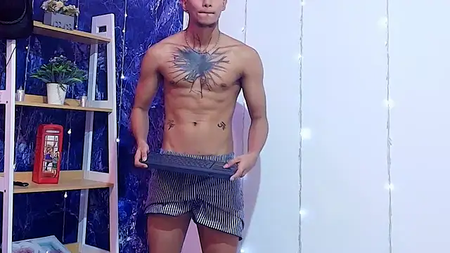 kai_storm77 webcam