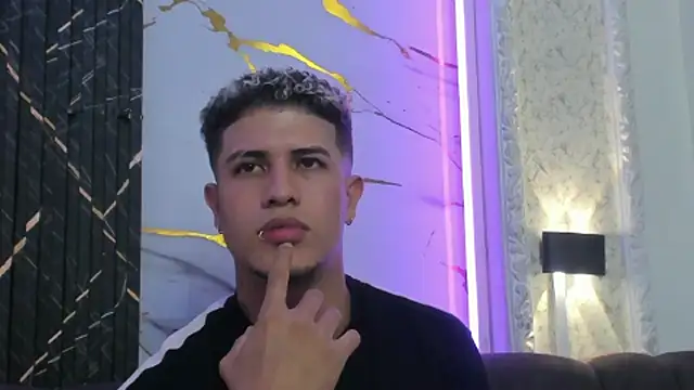 dominic_connor webcam