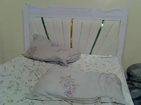 Petiteblossom webcam
