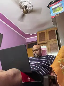 Dick_6inches_Delhi