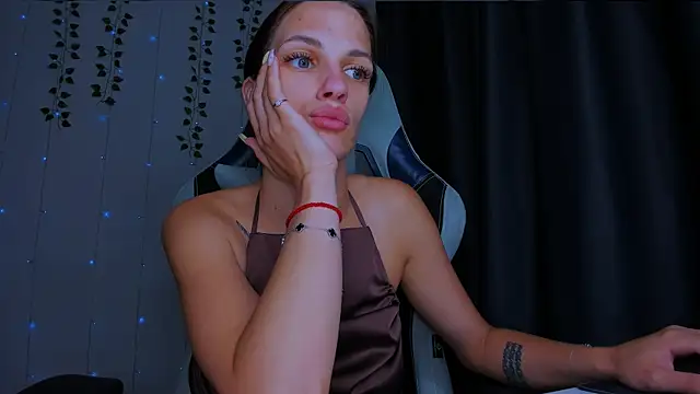 KarlaSim live cam on StripChat