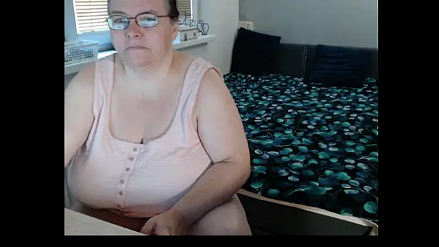 Sweetboobs webcam