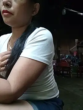 Xemra4040 live cam on StripChat