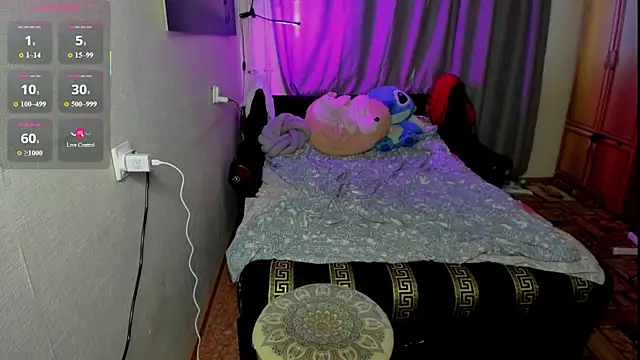 monica__elder webcam
