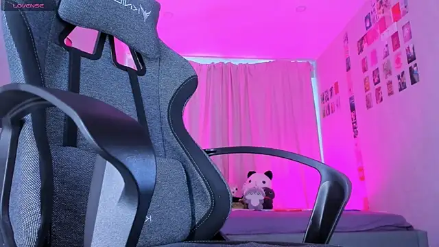 Eva_Harper webcam