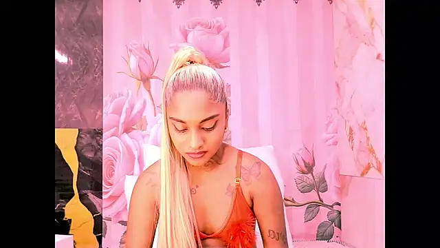 indian_barbie live webcam