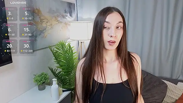 JinnyMenzella live cam on StripChat