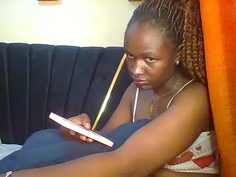petite_cuteass webcam