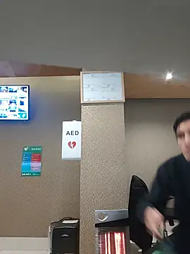 TommyMomentum webcam