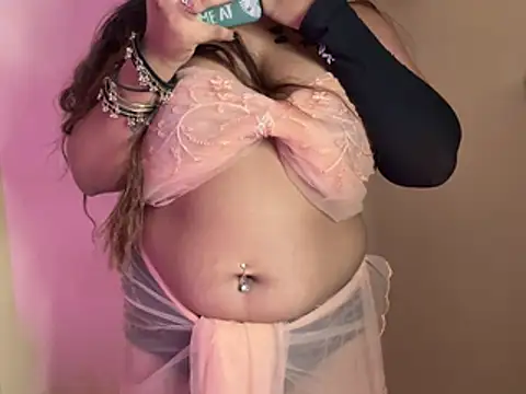 Its_cherry_magic webcam