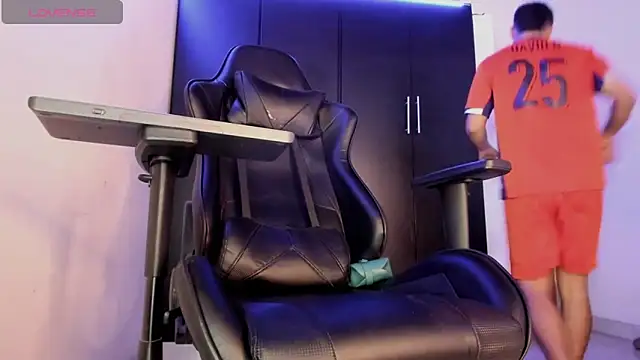 Liam_Mateo webcam