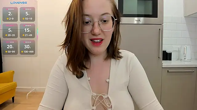 Charmy_Gracy webcam