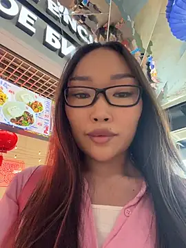 trytomakememoam webcam