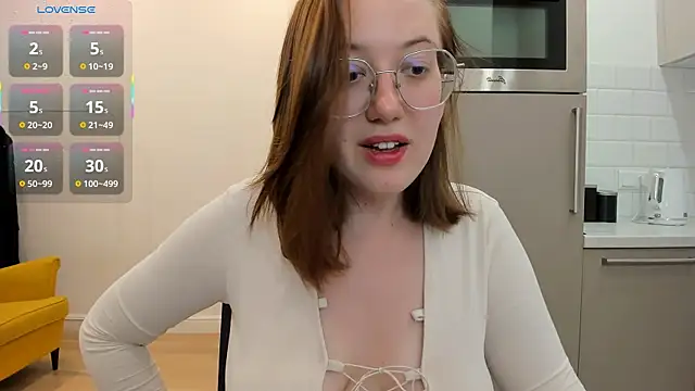 Charmy_Gracy webcam