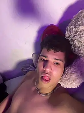 Santiago_Foxx webcam