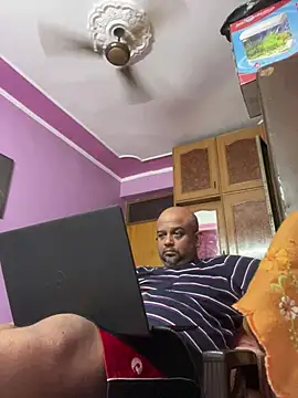 Dick_6inches_Delhi webcam