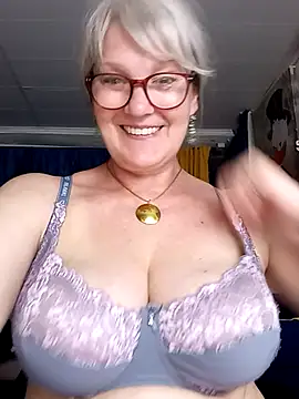 irinamaux webcam
