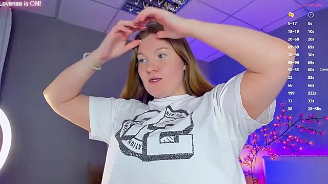 AshleyJoness webcam