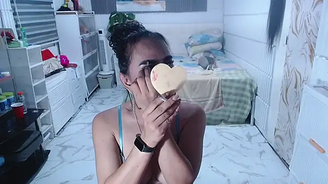 Ms_XXXAngelHopeCumTS webcam