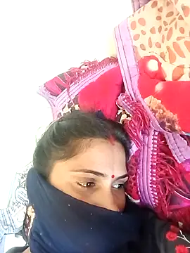 Poojaxx56 webcam