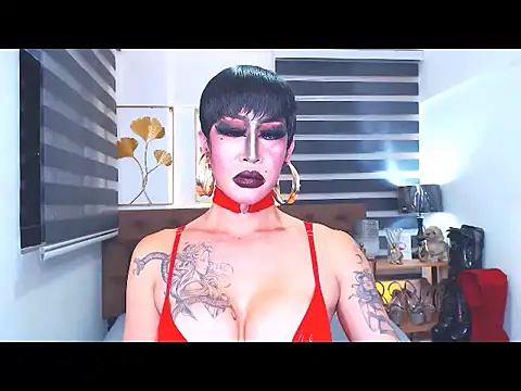 DominateMistressTania webcam