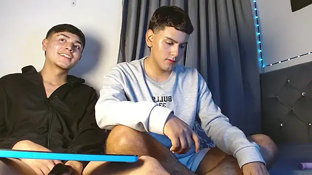 Noah__hot18 webcam