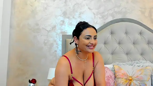 Bianca_Vale webcam