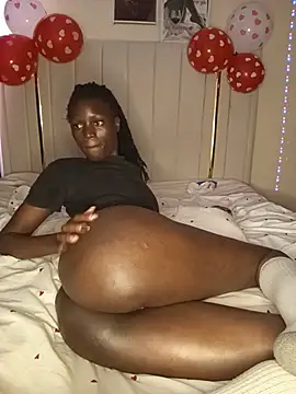 missvee44 - Missvee44's free webcam - UK Sex Cams