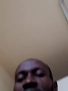 TallandBigEbony webcam