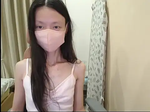 Lil-Cherry webcam