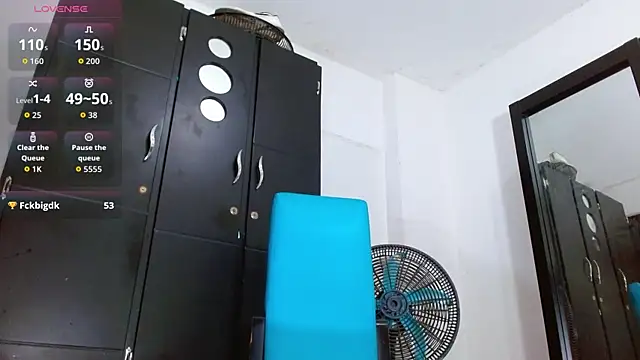 SELFSUCK_KING_420 webcam