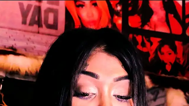 indian_dreamgirl webcam