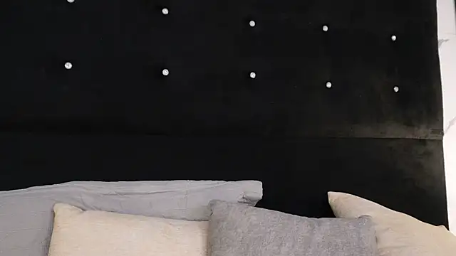 Annyy_Rosse webcam