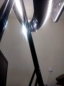 queenofbeautyss webcam
