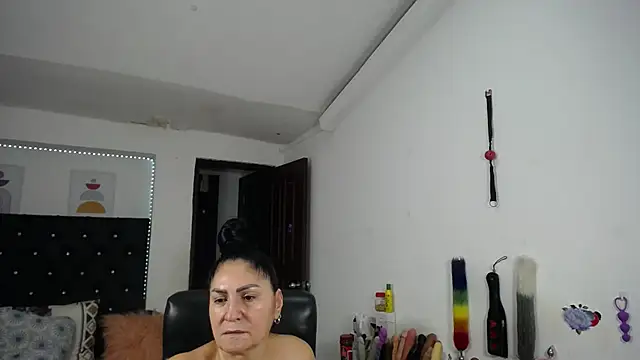 mature_bigboobs10 webcam