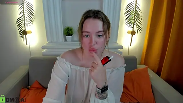Secret_goddes webcam