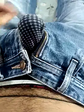 Rocky-badboy_cum4me webcam