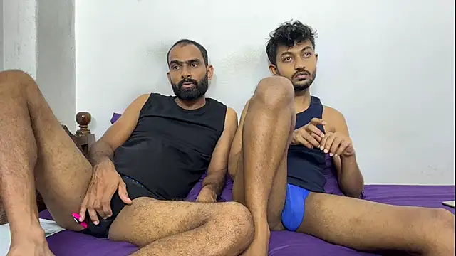 DesiDaddyandSon webcam