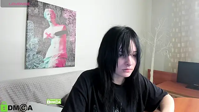 MillyMils webcam
