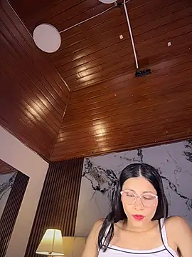 AmmyThompson__ webcam