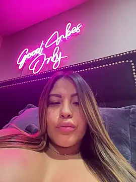 sexyyykloee webcam