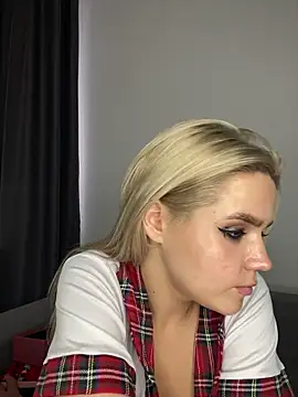 April_Purr webcam