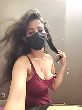 Kanika_76 webcam