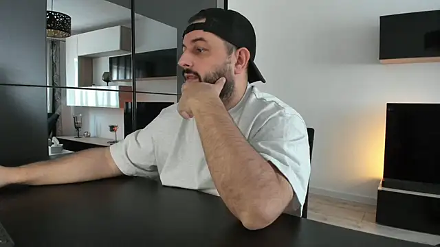 DravenPeak live cam on StripChat