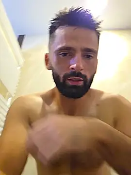 straightserb (M young) - Go film take shower