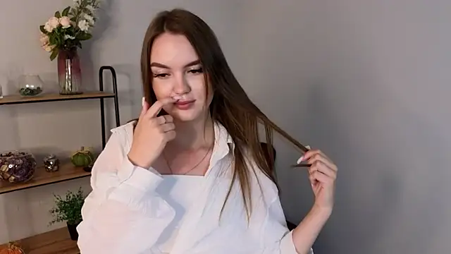 Nicole_Keller live cam on StripChat