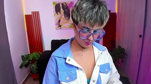 Rebeka-baker webcam