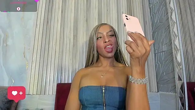 BriannaChelsea webcam